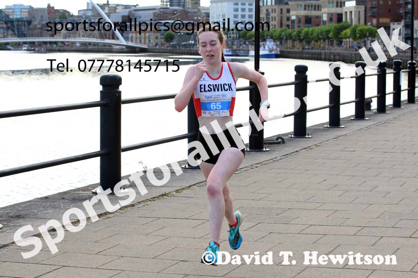 The 2022 Bridges of the Tyne 5 Mile (organised Tyne Bridge Harriers), Quayside, Newcastle, Tuesday, July 5th. Photo: David T. Hewitson/Sports for All Pics